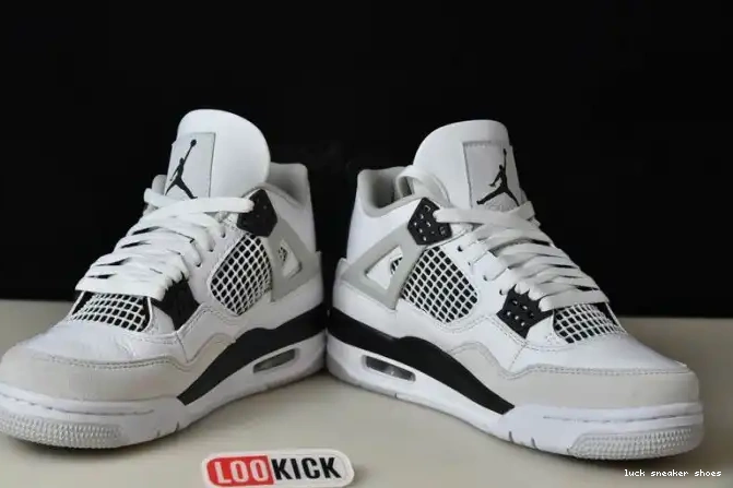 Reps LUCY 4 Jordan DH6927-111 Retro Military Black 0406